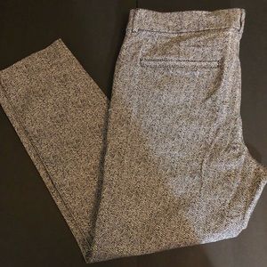 Old Navy Pixie Ankle Pants